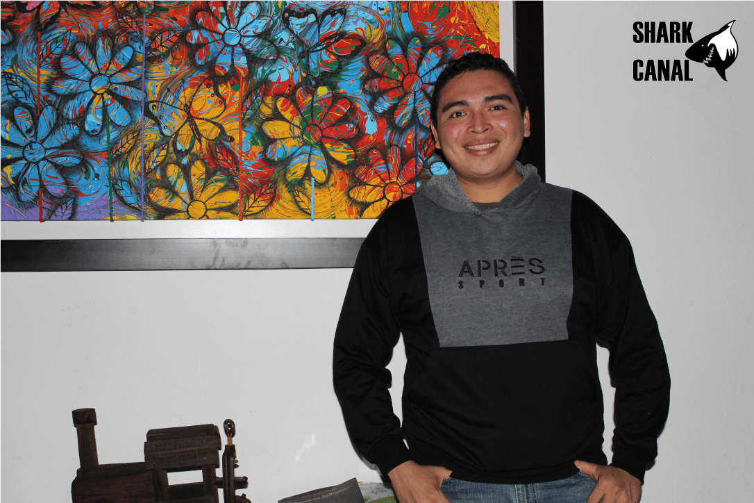 erik-1-con-logo-shark